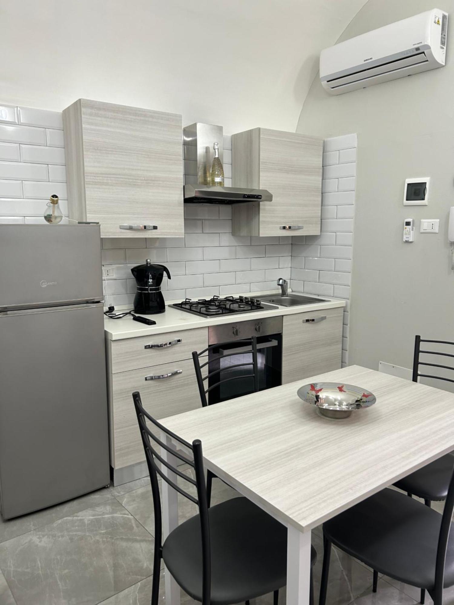 Apartamento Fanale House CTA Exterior foto