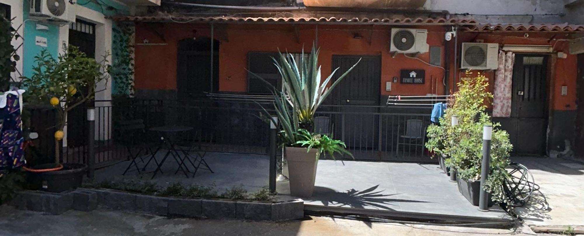 Apartamento Fanale House CTA Exterior foto