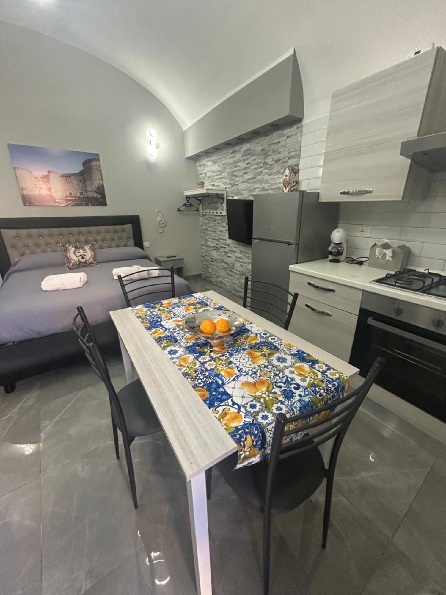 Apartamento Fanale House CTA Exterior foto